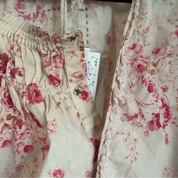 ❌SOLD❌Magnolia Pearl Floral Millie Jo Blouse TOP 1413 - Picture 3 of 10